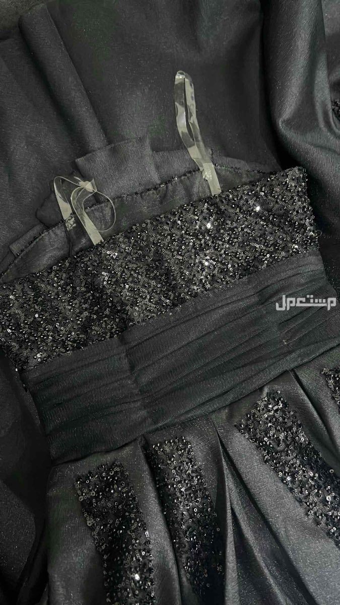 فستان اسود في جدة بسعر 500 ريال سعودي
