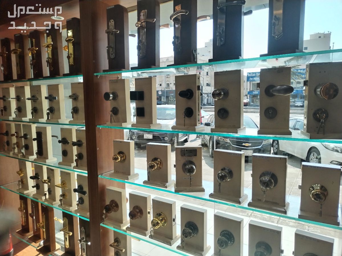 تركيب كوالين واقفال ومسكات ابواب في جدة
