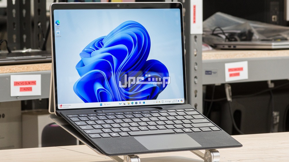 مايكروسوفت سيرفيس برو 11.. مواصفات وسعر  surface Pro 11 جهاز لوحي متحول إلى لاب توب من Microsoft