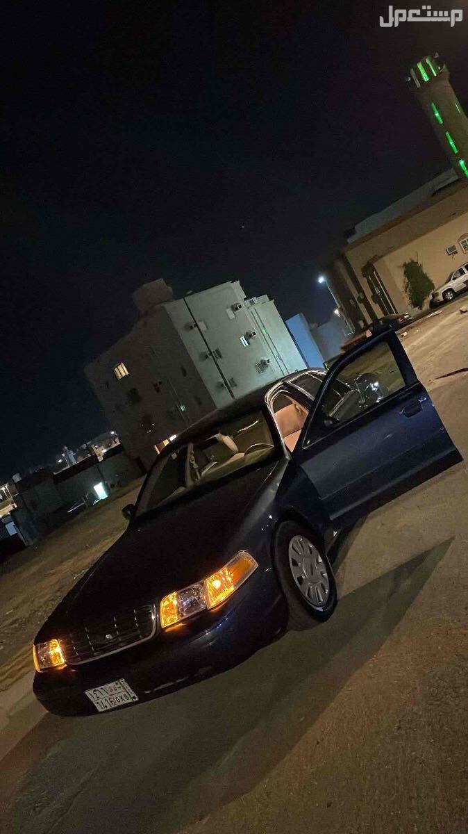 فورد كراون فكتوريا 2011 في جدة بسعر 30 ألف ريال سعودي