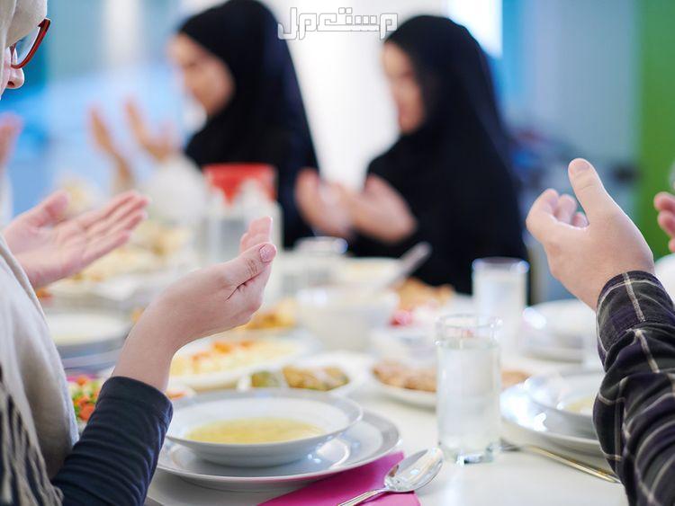 صور وخلفيات رمضان 2025 رسائل وتهنئة شهر رمضان المبارك