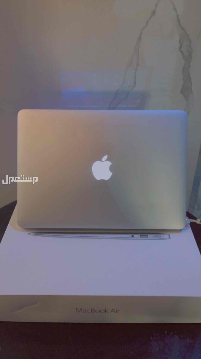 لاب توب ماك مستعمل نظيف