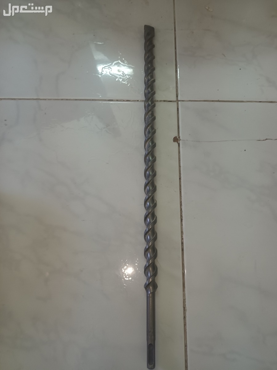 عدة مستعملة للبيع