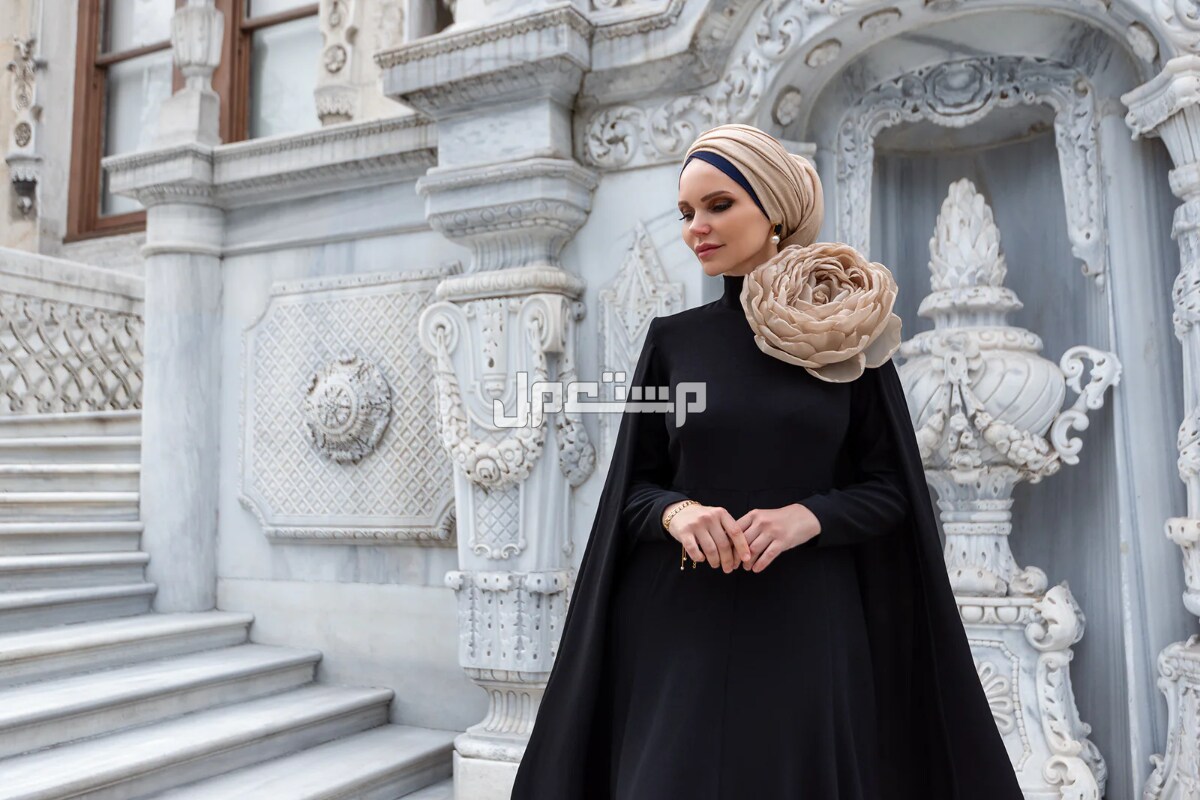 أجمل موديلات فستان الكاب للمحجبات فستان أسود