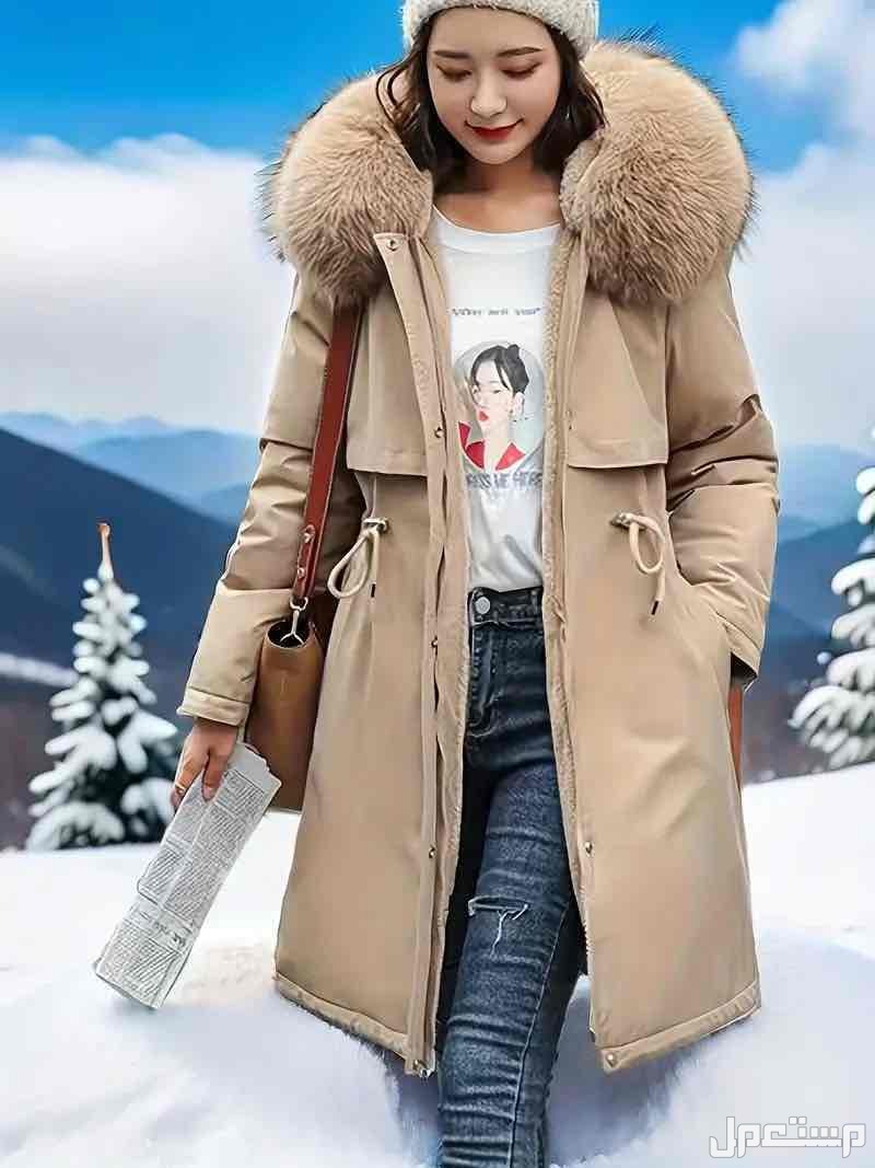 جاكيت بغطاء للرأس مع تصميم ضيق للخصر، مقاس S