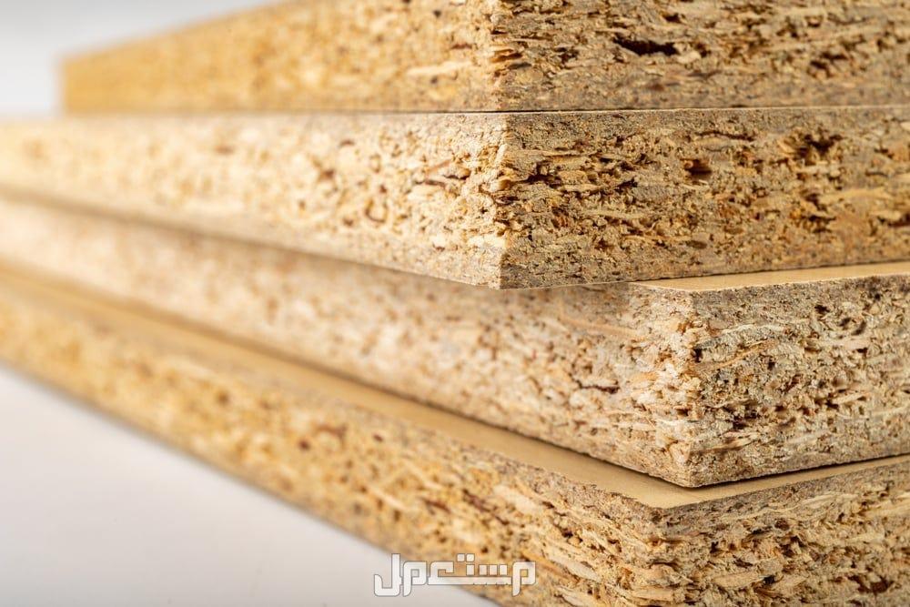مميزات وعيوب خشب الشيبورد في الديكور المنزلي 2025 وهذه استخداماته مميزات خشب الشيبورد
