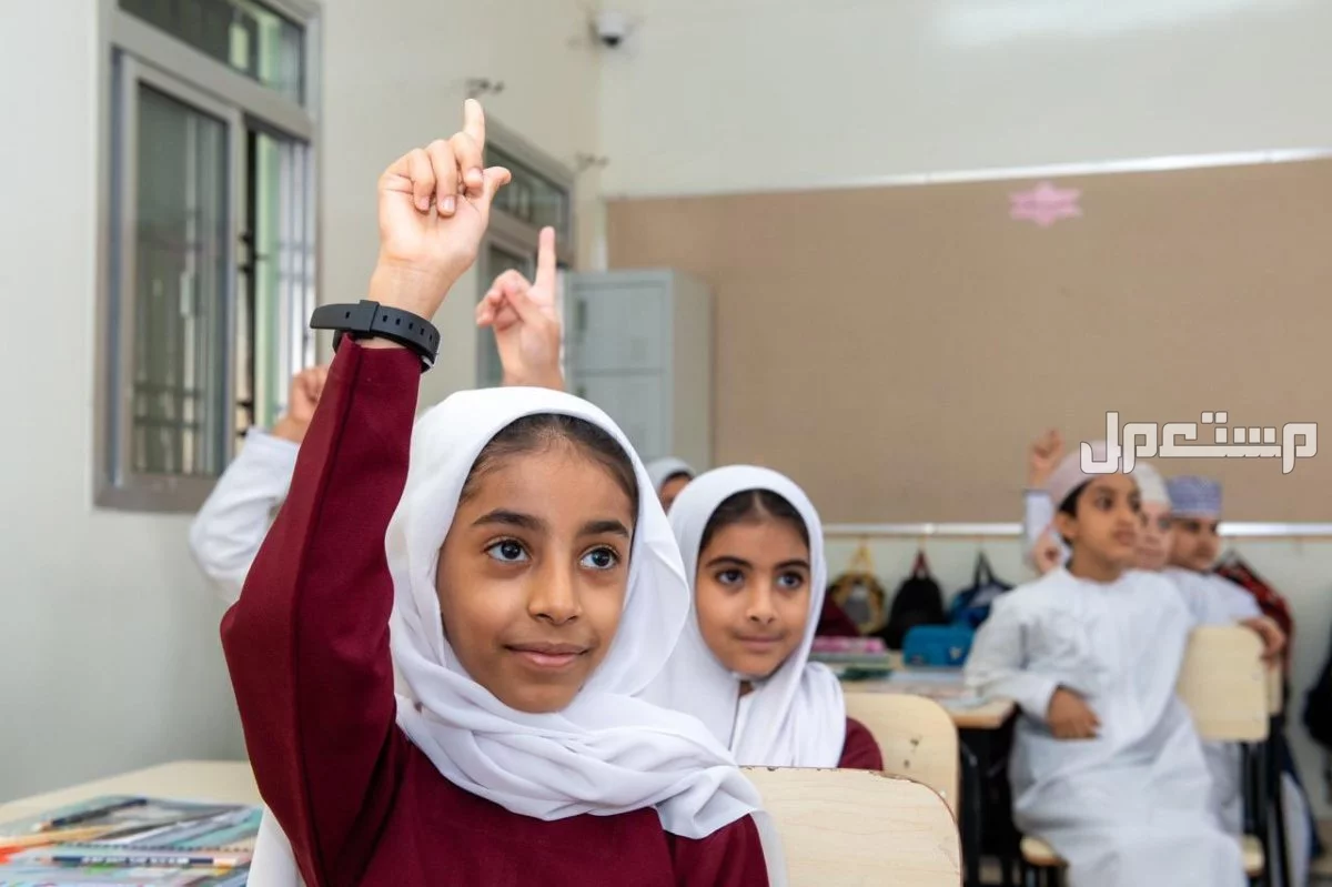 أجمل عبارات عن يوم الطالب العالمي 2024 تعبير عن عيد الطالب