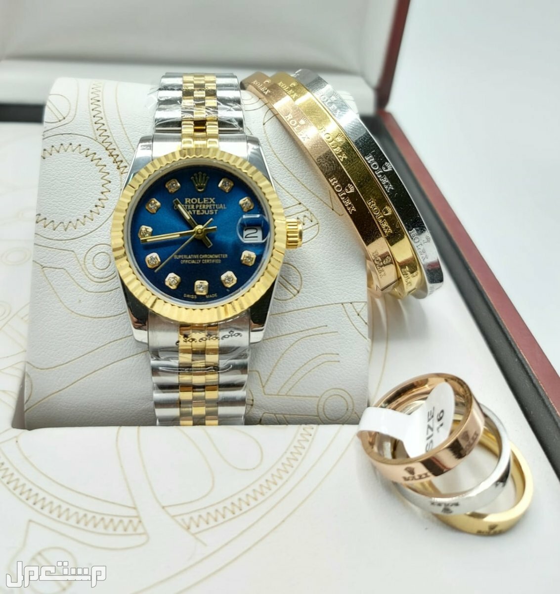 ساعات نسائي رولكس مع الاساور والخواتم جمله وتجزئه لطلب وتساب
0567420275