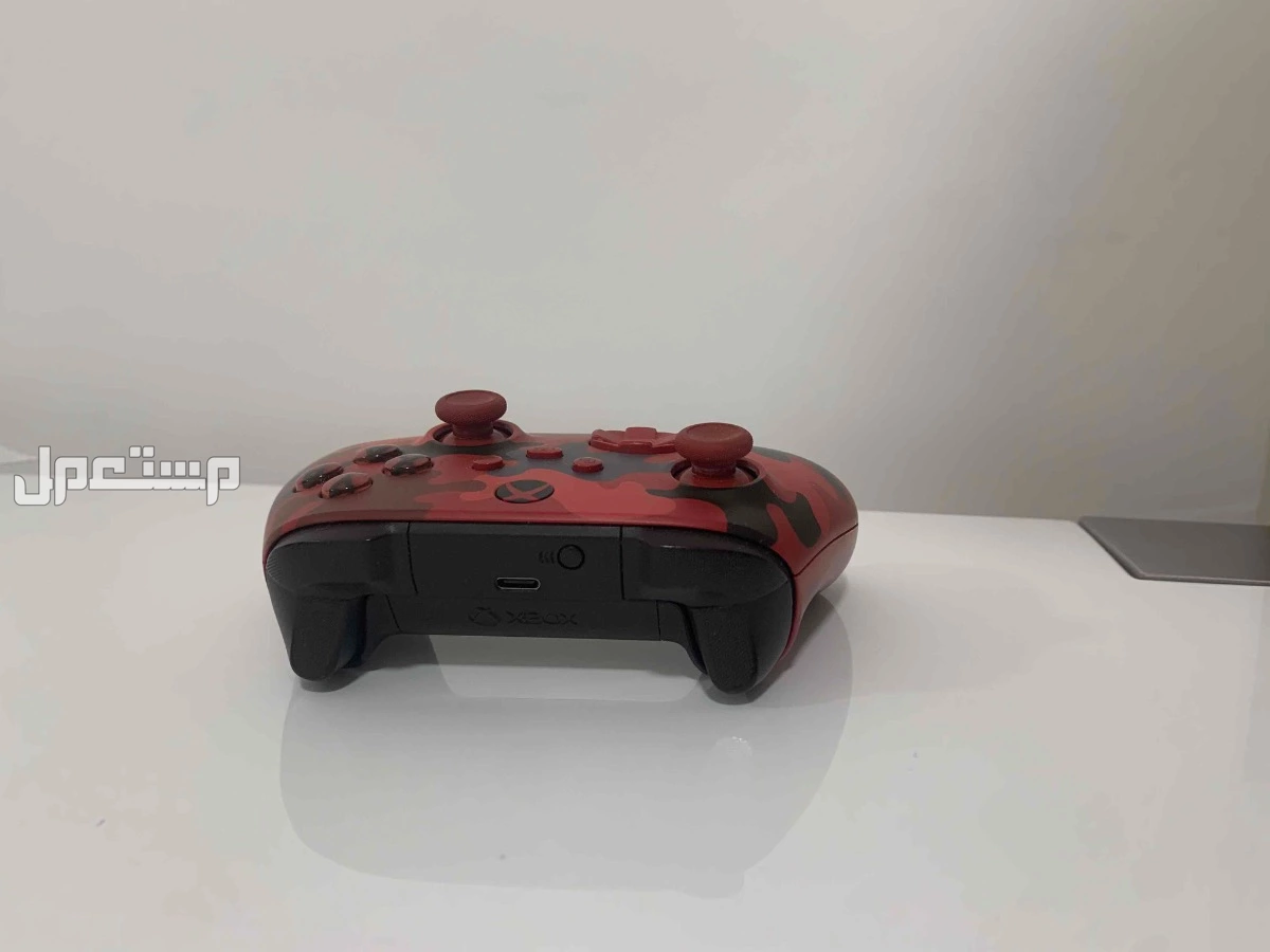 xbox controller in good condition/زراع اكس بوكس في حاله جيده