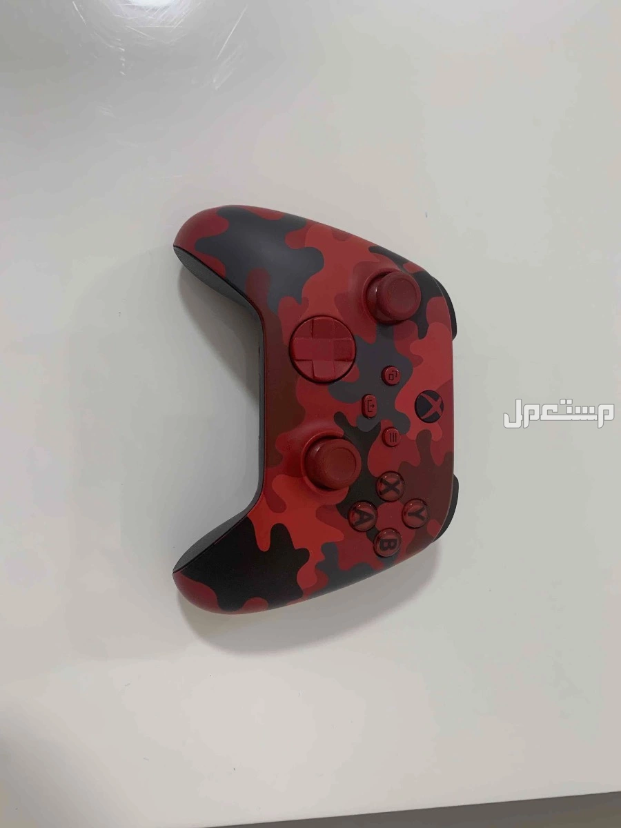 xbox controller in good condition/زراع اكس بوكس في حاله جيده
