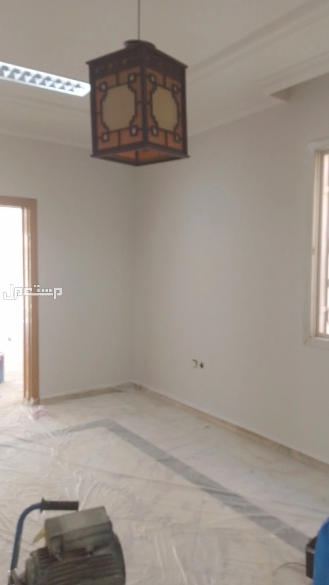 معلم دهانات وديكورات الرياض النرجس