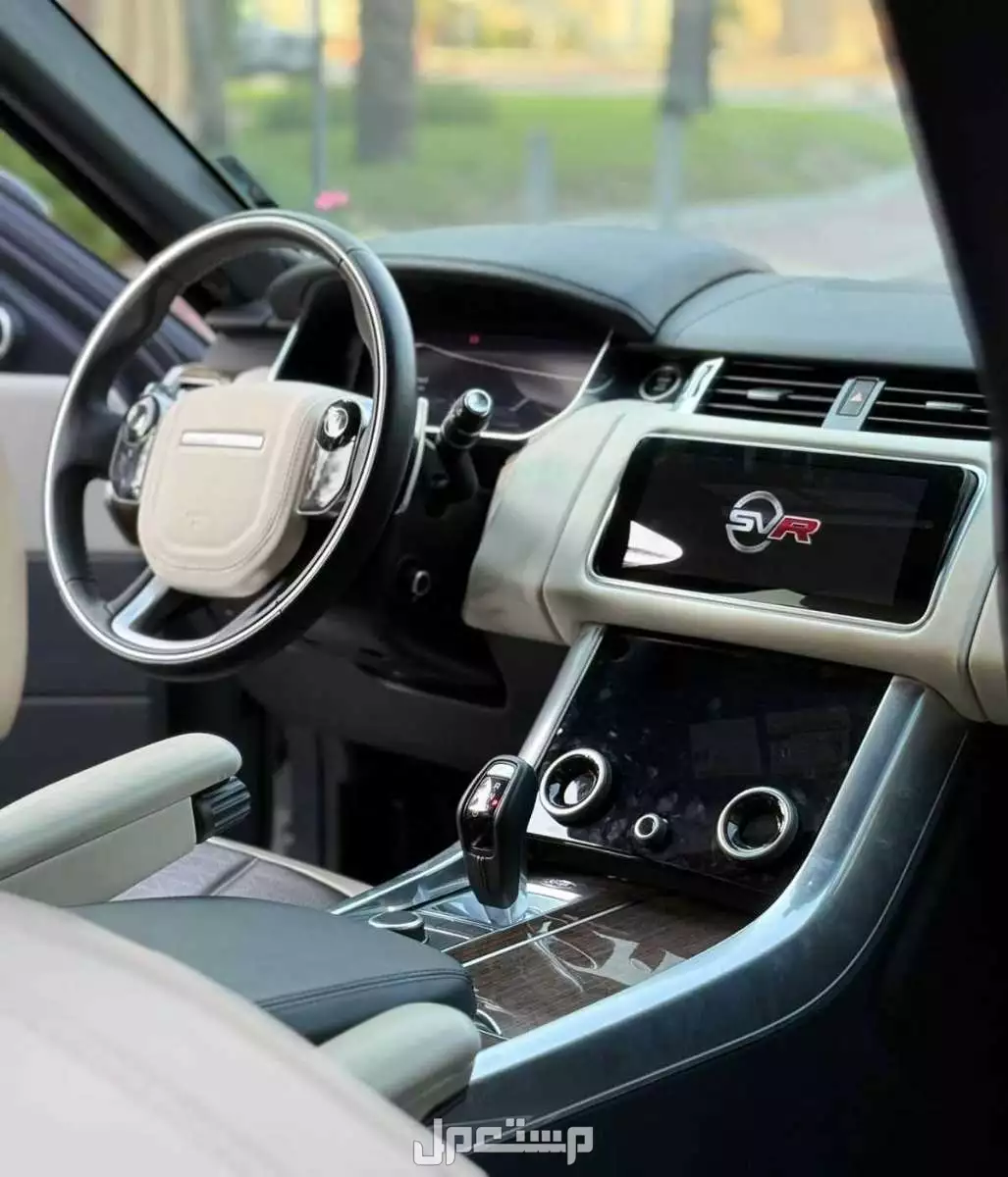 للبيع سيارة لاند روفر رنج روفر سبورت 2021 v8 supercharger  اوتوبايقرافيك مواصفات امريكية فول اوبشن ماشية 32 الف km والسعر قابل للنقاش