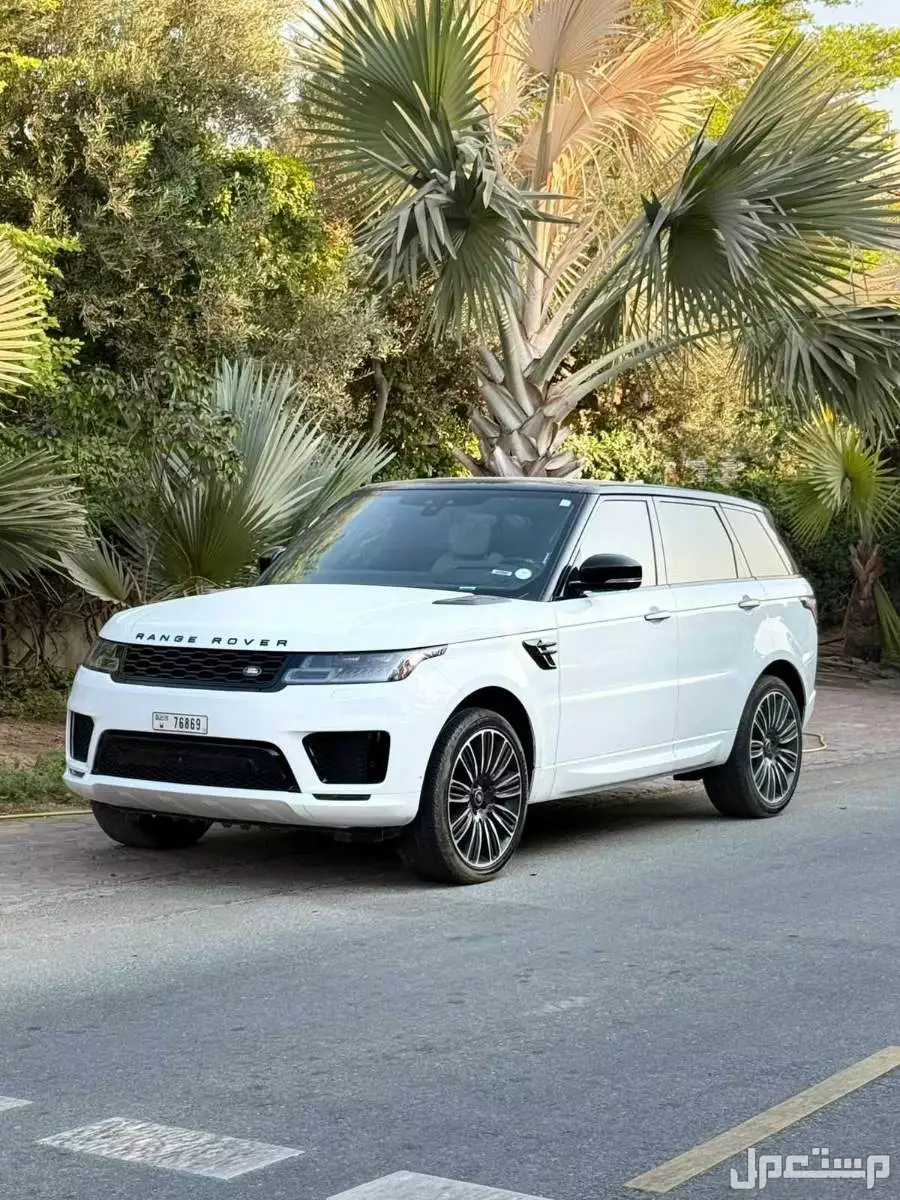 للبيع سيارة لاند روفر رنج روفر سبورت 2021 v8 supercharger  اوتوبايقرافيك مواصفات امريكية فول اوبشن ماشية 32 الف km والسعر قابل للنقاش