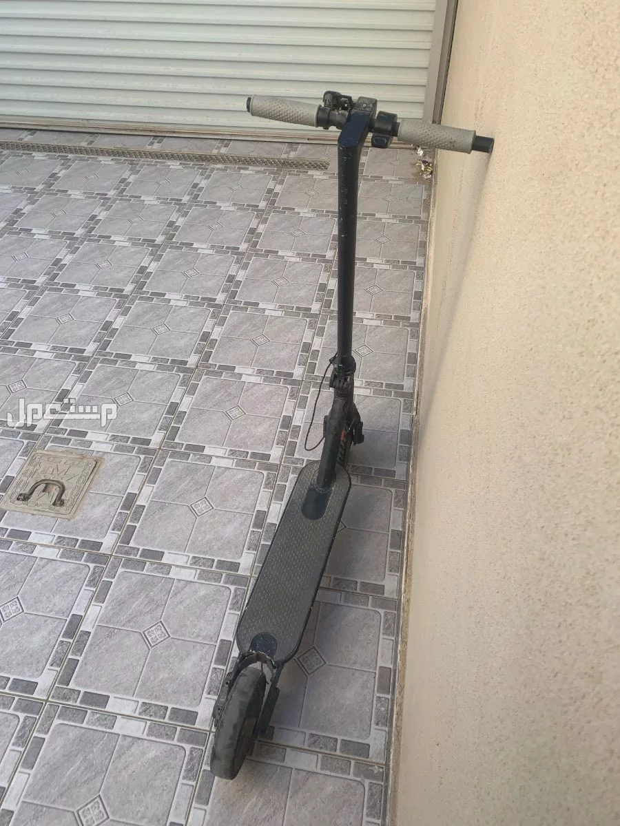 سكوتر كهربائي مستخدم في الرياض بسعر 350 وقابل للمفاوضه