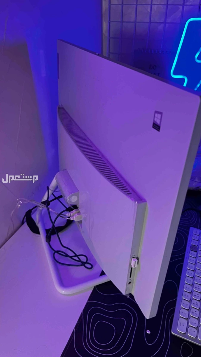 بي سي مكتبي لينوفو في الأحساء بسعر ألفين ريال سعودي
