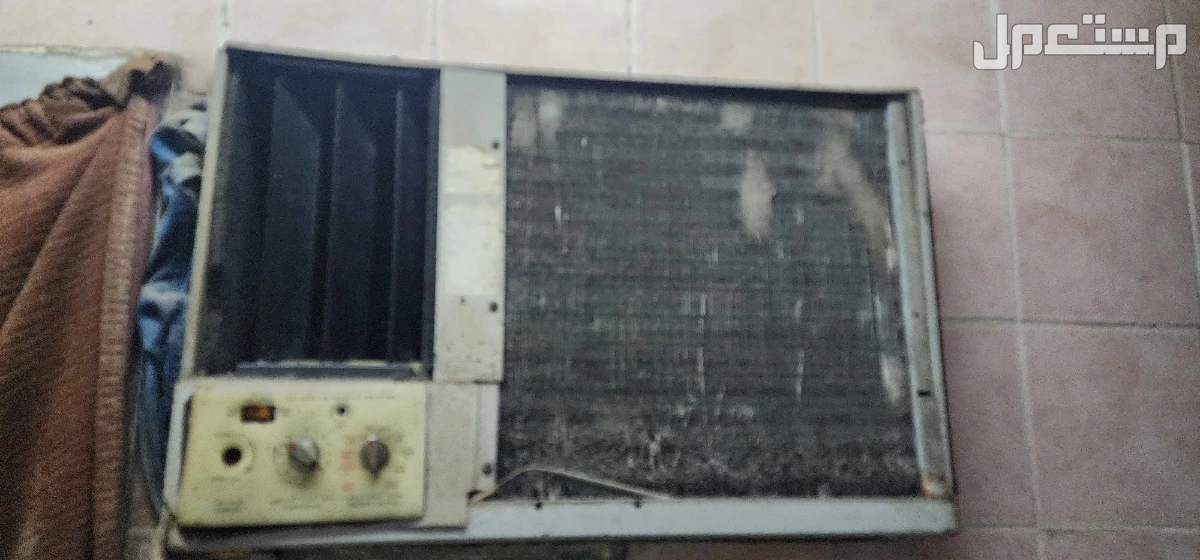 للبيع مكيف شباك 2 طن  في الخبر بسعر 600 ريال سعودي