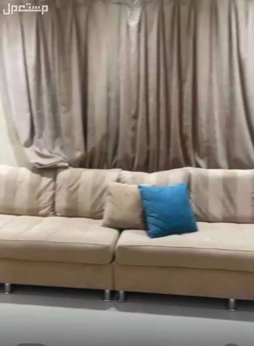 للبيع كنب مستعمل لمجلس 5*5 على السوم