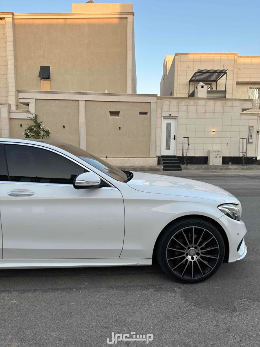 مرسيدس بنز C-Class 2015 في عنيزة بسعر 1 ريال سعودي