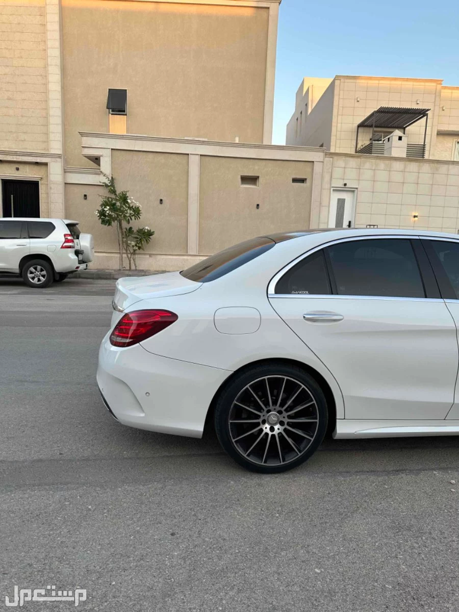 مرسيدس بنز C-Class 2015 في عنيزة بسعر 1 ريال سعودي