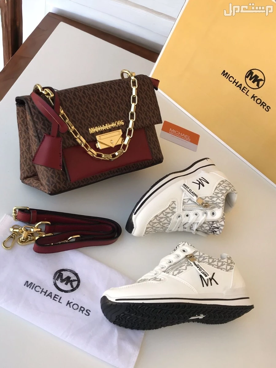 250 ﷼⭐اطقم شنط معاء شوزات⛸️ 👜 🔹ماركه لويس فيتون  🔹ملحقات نفس الصوره 🔹الاكثر طلب✅     السعر : 250﷼ فقط  ___________________ الرياض توصيل فوري  ترقبو جديدنا♻️