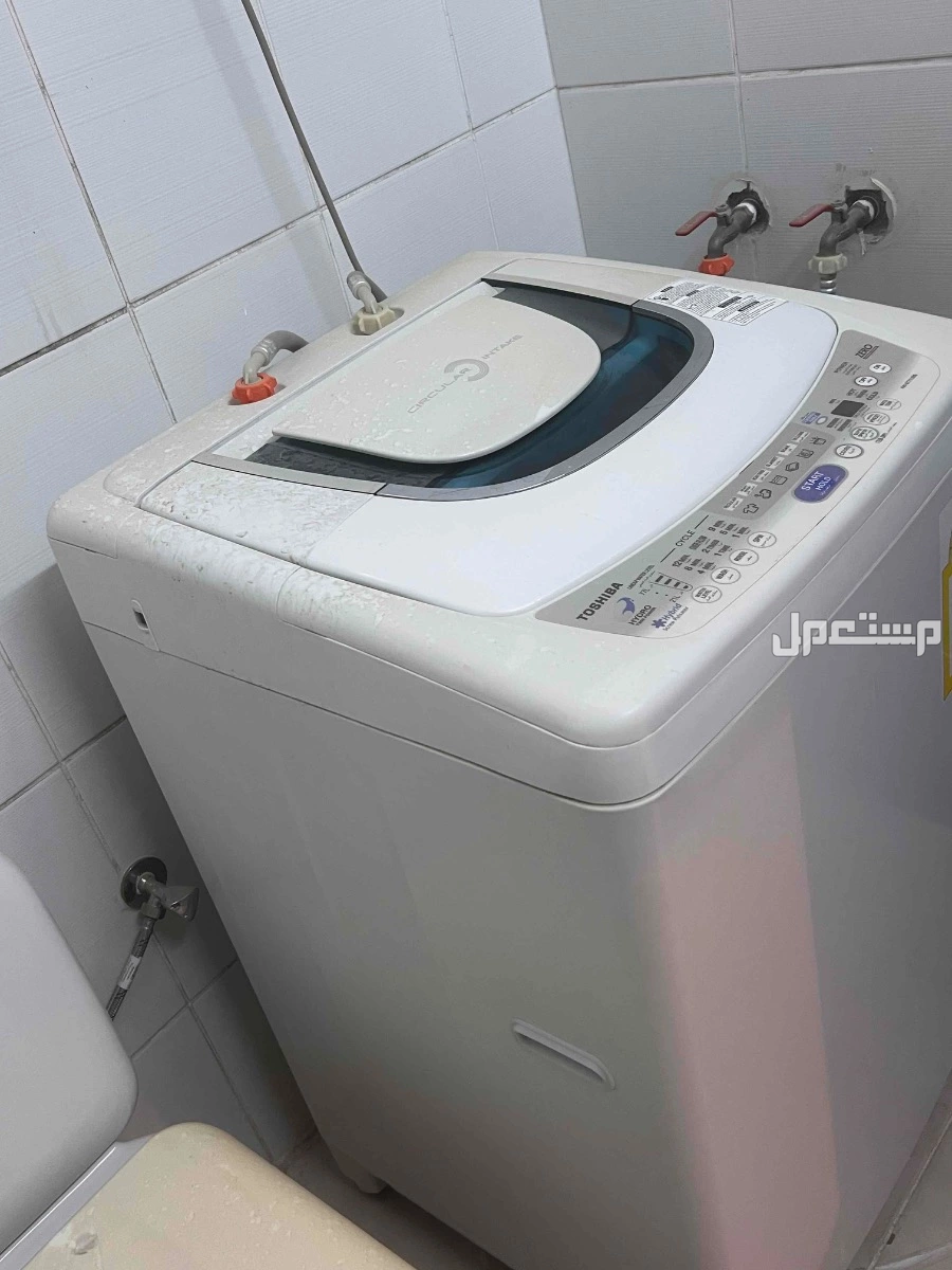غسالة توشيبا 6 كيلو بحالة ممتازة