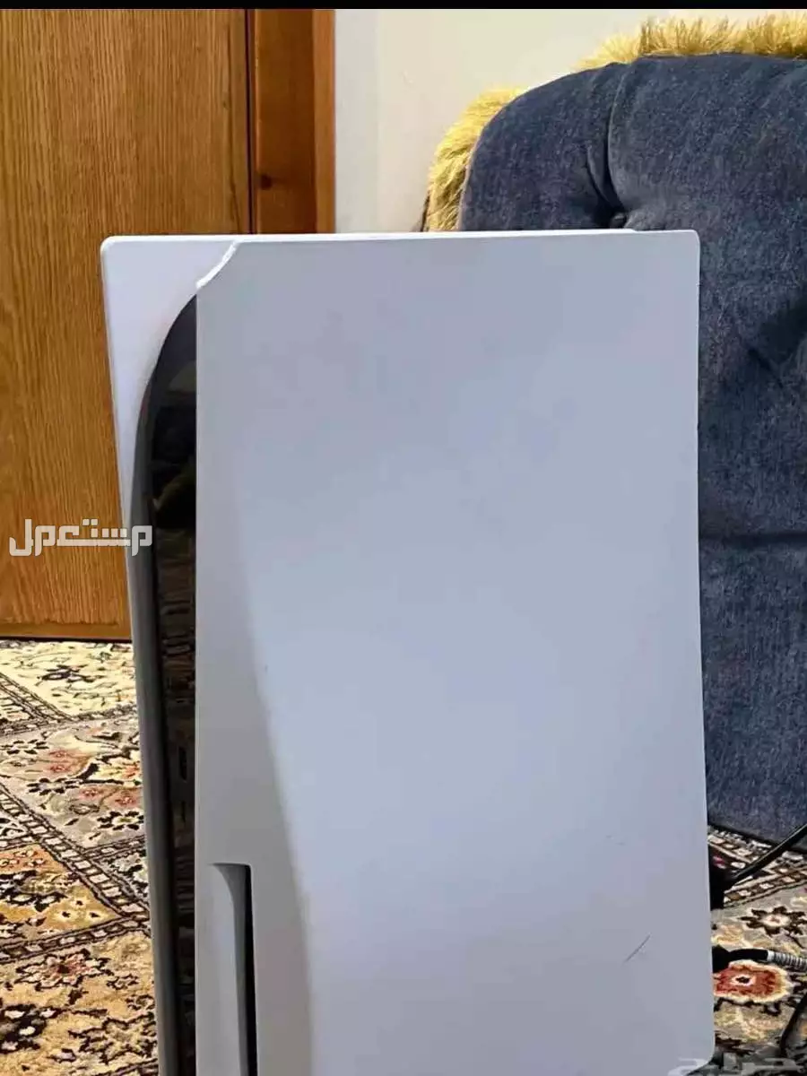 سوني 5 يدين  في أبهــــا بسعر 1650 ريال سعودي