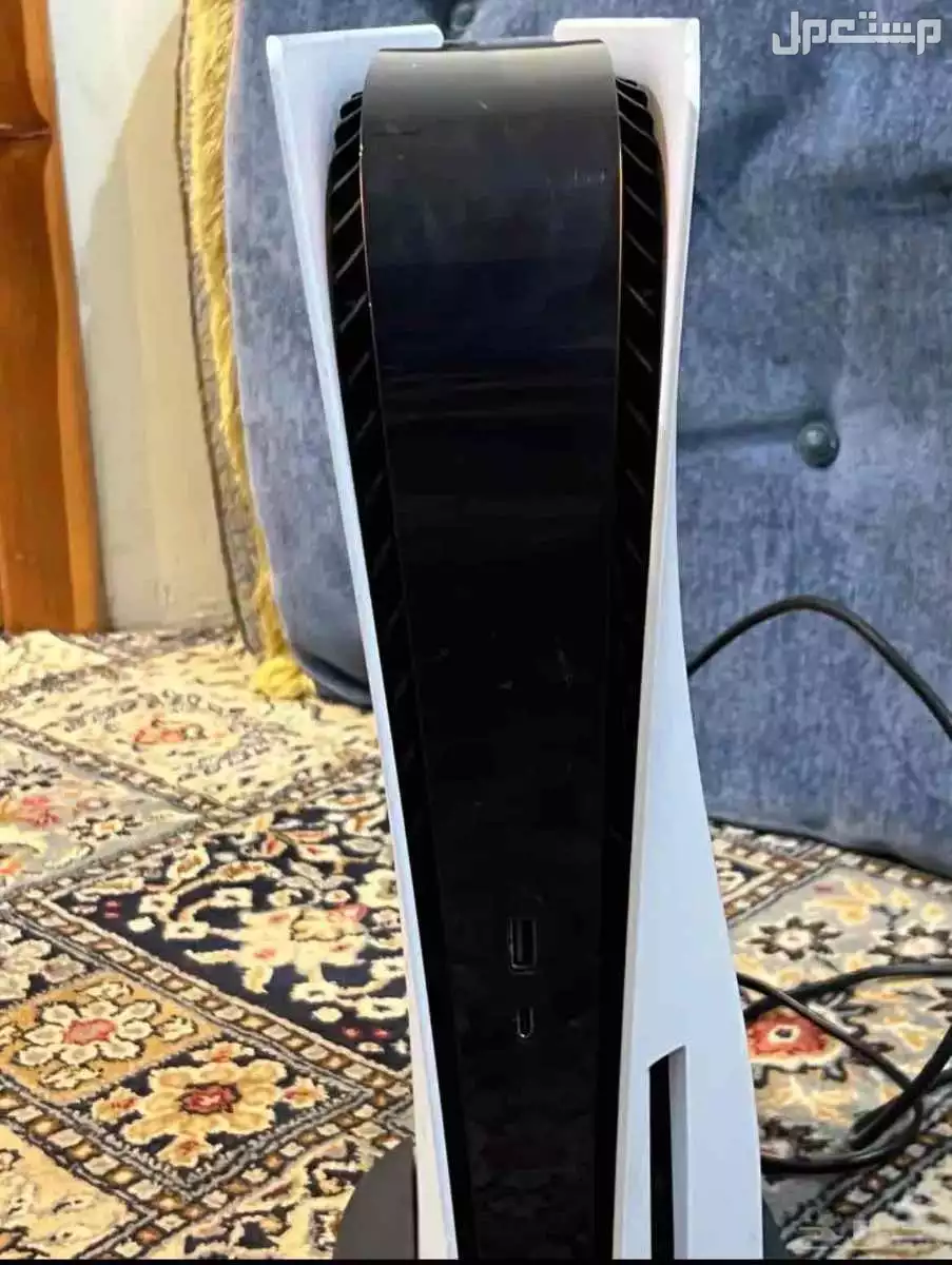 سوني 5 يدين  في أبهــــا بسعر 1650 ريال سعودي