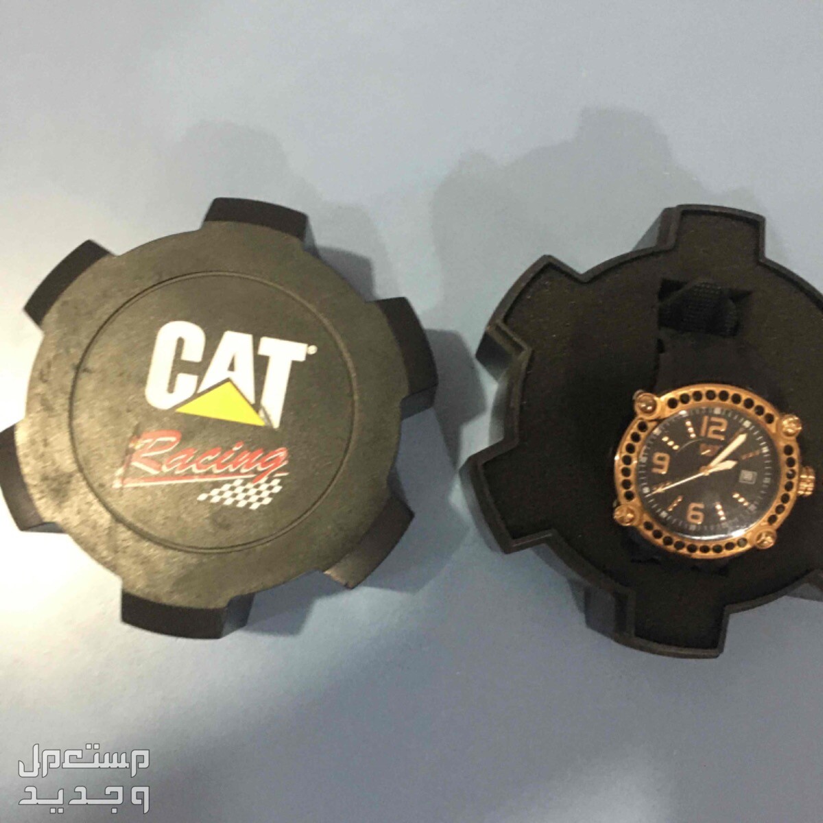 للبيع ساعة يد رجالي فاخرة نوع GAT