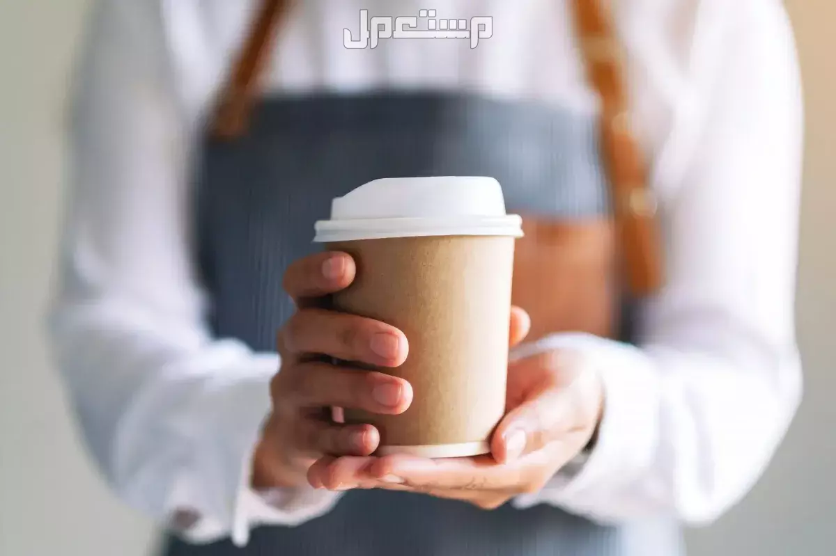 كيفية تأسيس كافيه من الصفر في السعودية: دليل شامل لتحقيق النجاح كوب من القهوة