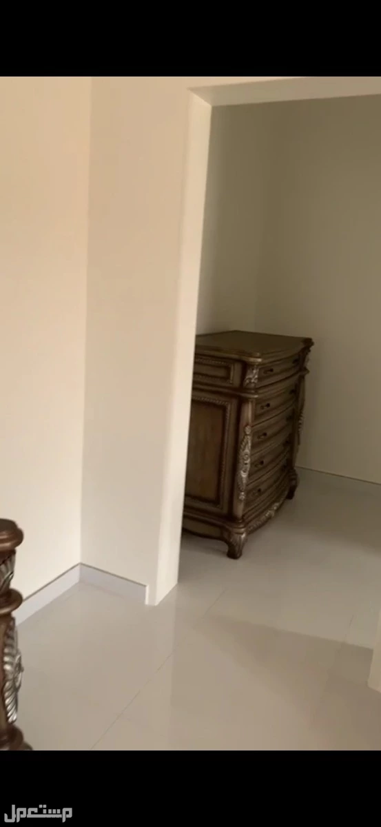 للبيع غرفة نوم أمريكية ماركة آشلي