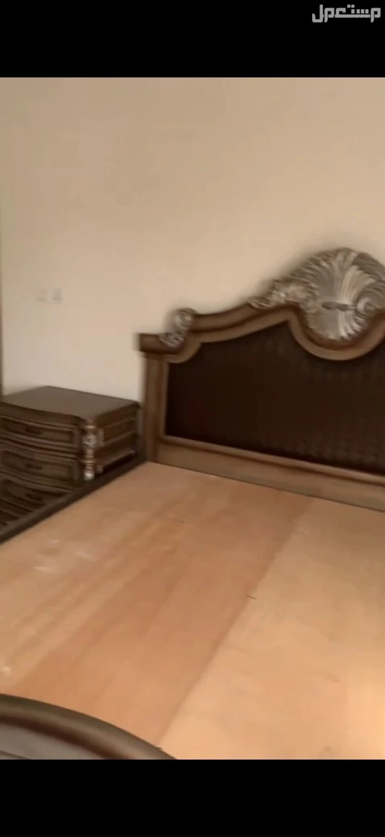 للبيع غرفة نوم أمريكية ماركة آشلي
