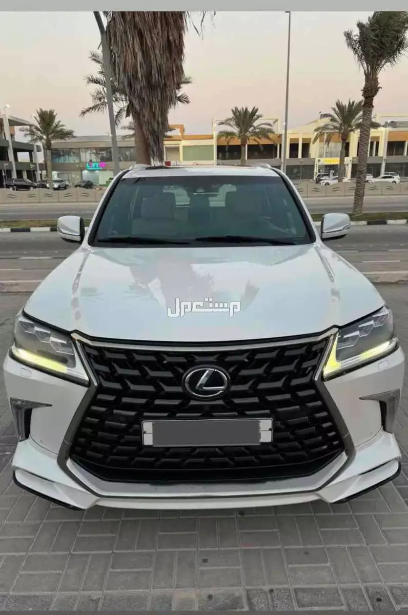 لكزس LX 2017 في جيزان بسعر 220 ألف ريال سعودي