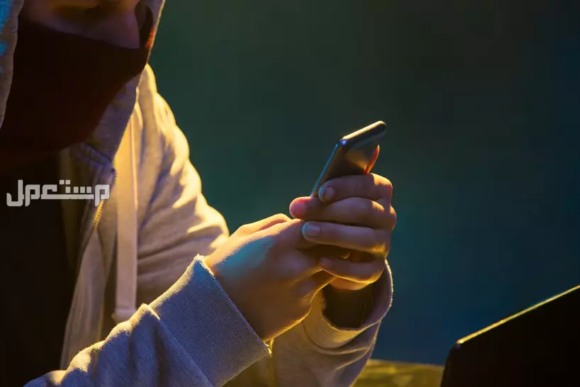 كيف تعرف أن هاتفك مخترق وهناك من يتجسس عليك بالصور