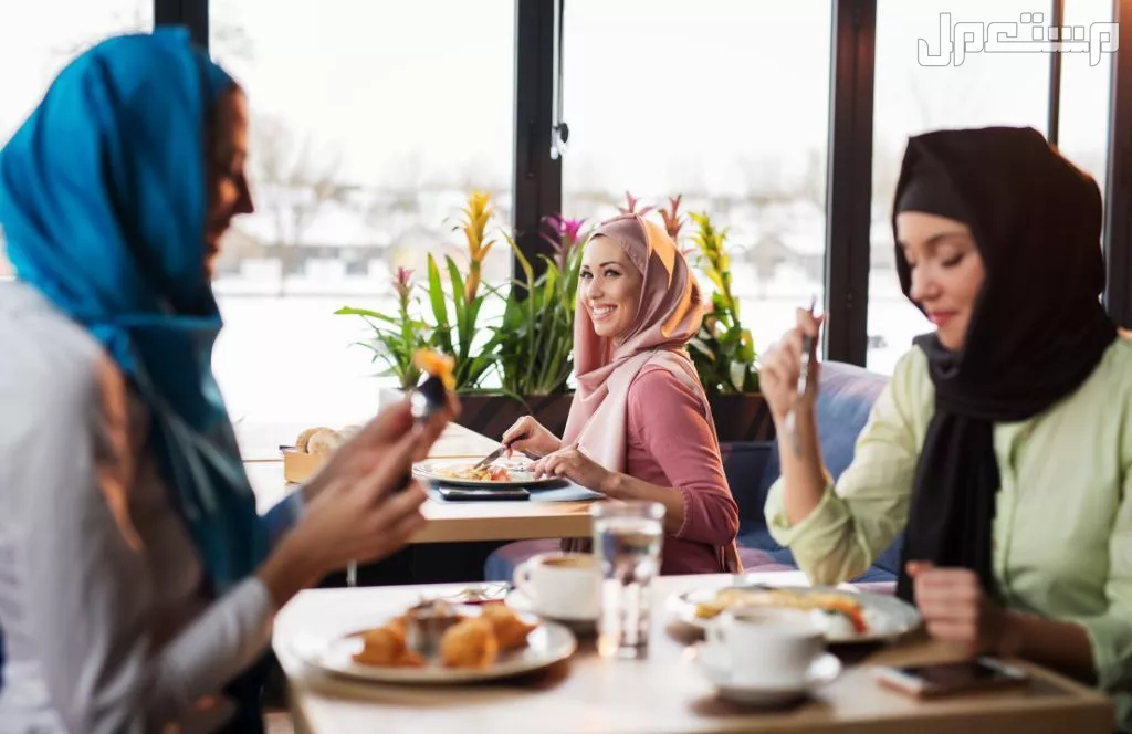 أفضل 10 مطاعم دبي للعوائل في الإمارات 2025 أفضل مطاعم دبي للعوائل