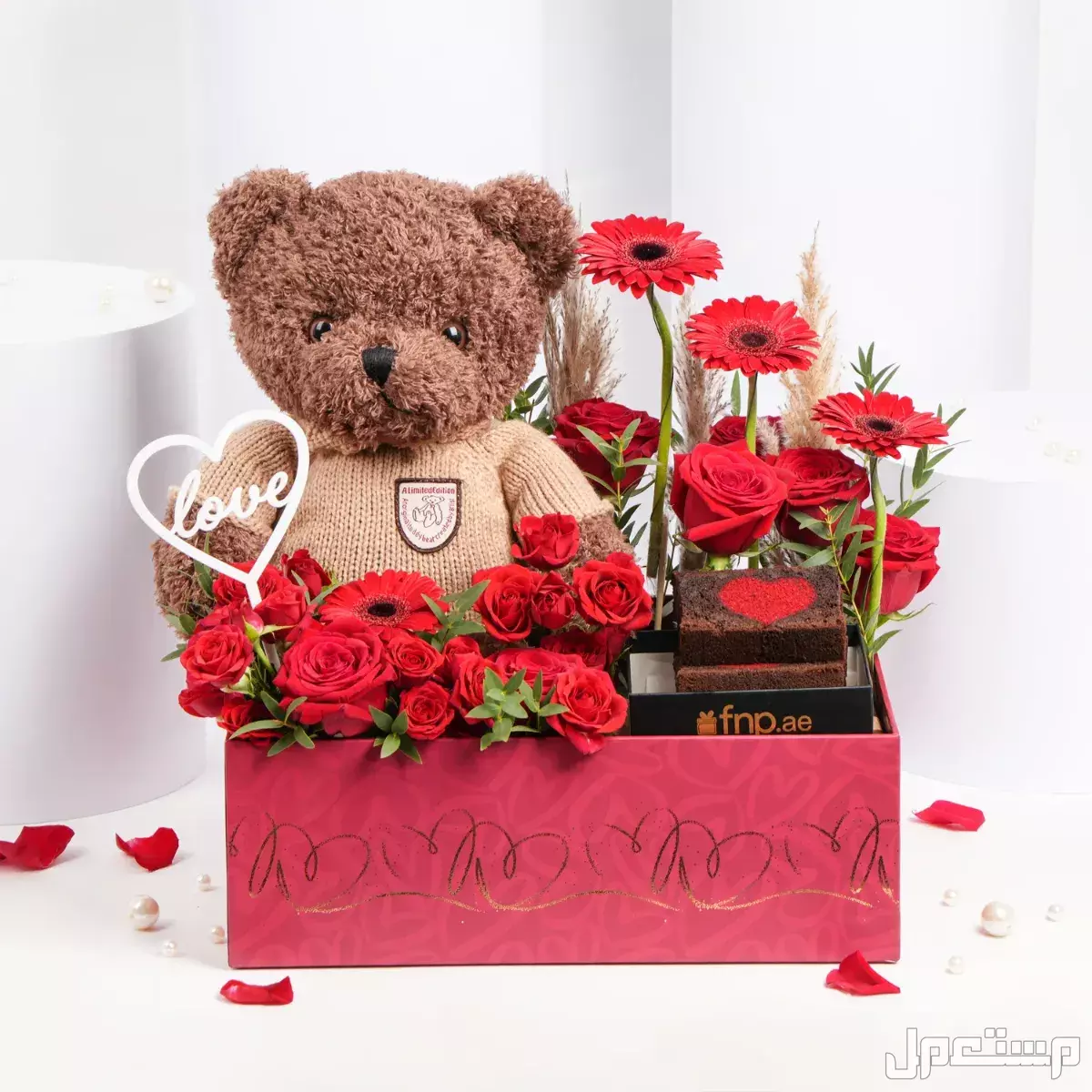 أجمل أفكار هدايا للمخطوبين في رأس السنة 2025 هدايا رومانسية للمخطوبين