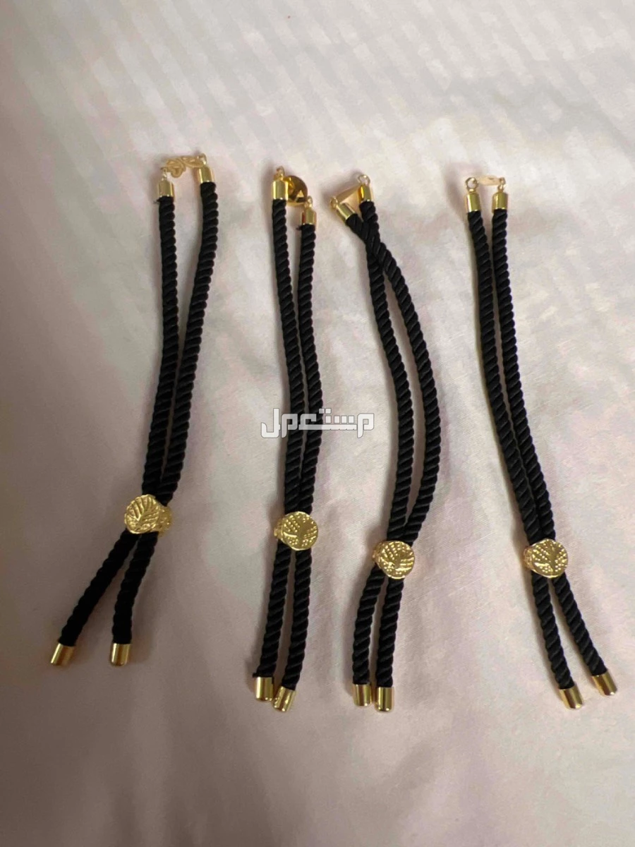 اساور ذهب اشكال مختلفة ( فراشة - مستطيل - 2 دائرة )