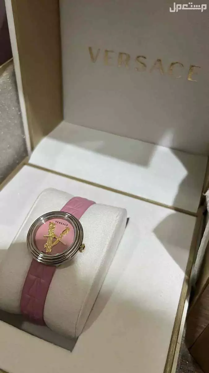 ساعة نسائية من براند فرزاتشي في مكة المكرمة بسعر 1700 ريال سعودي (قابل للتفاوض)