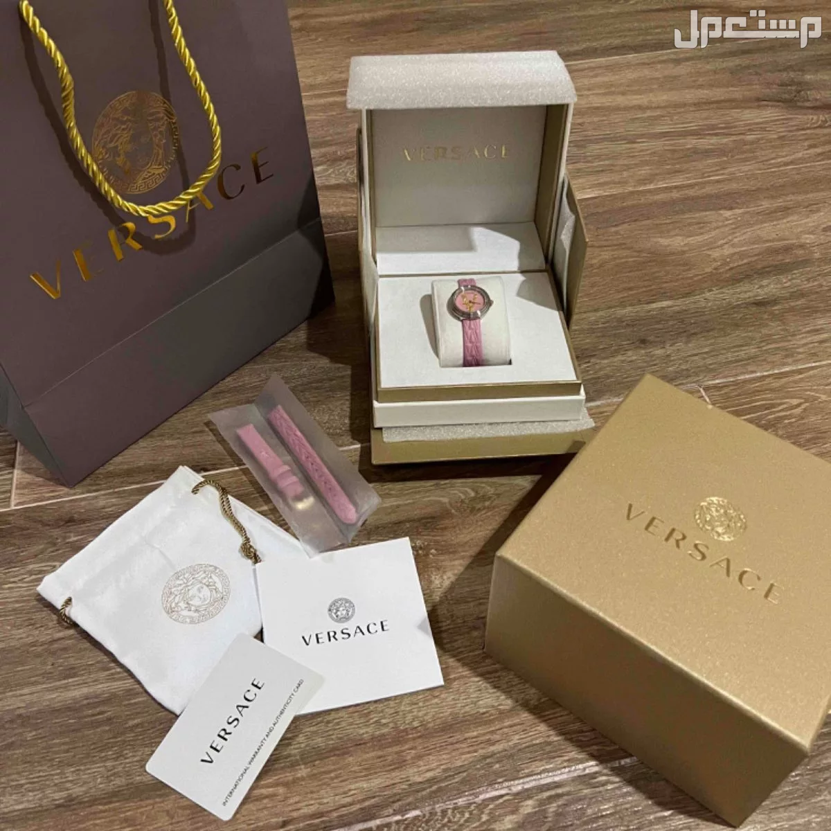 ساعة نسائية من براند فرزاتشي في مكة المكرمة بسعر 1700 ريال سعودي (قابل للتفاوض)