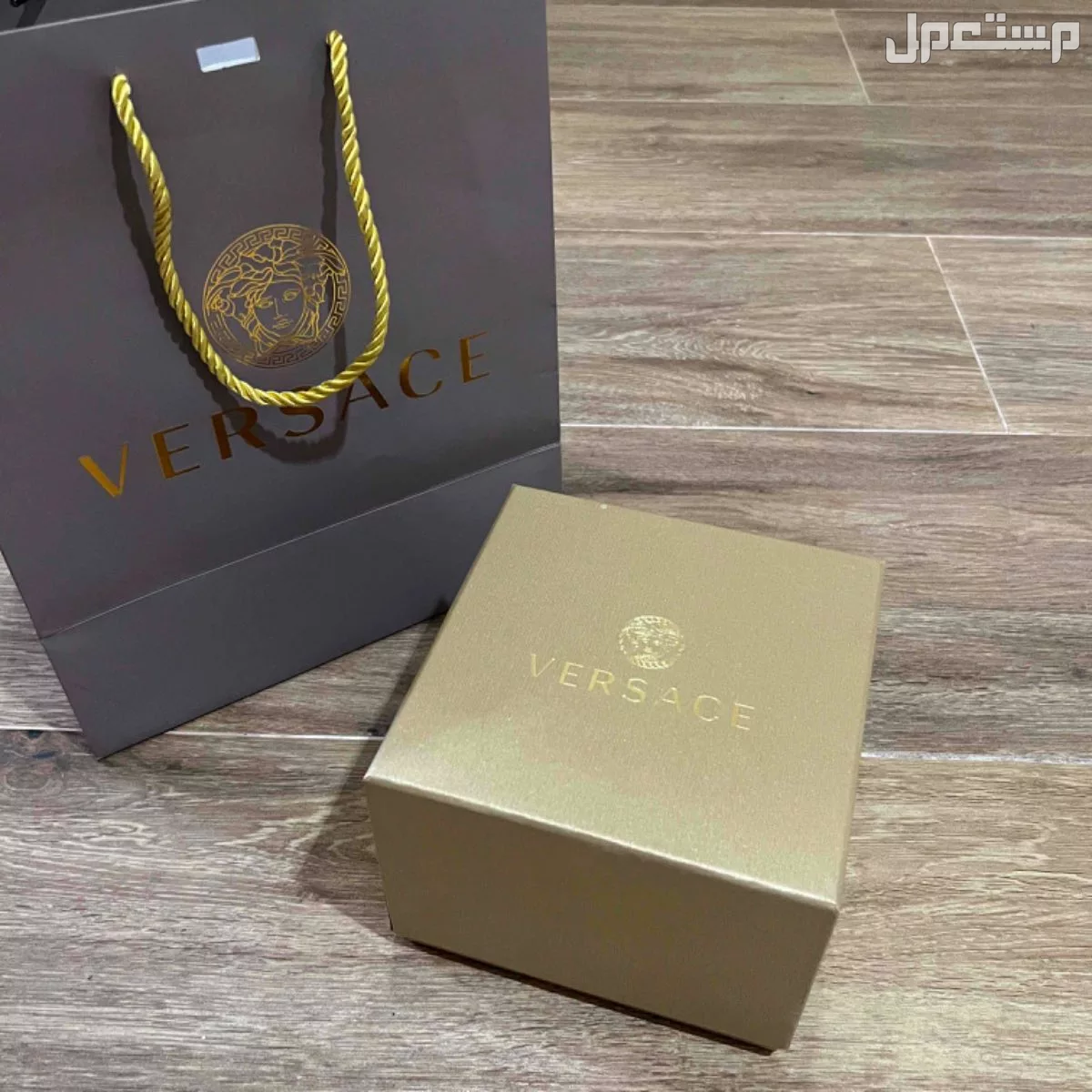 ساعة نسائية من براند فرزاتشي في مكة المكرمة بسعر 1700 ريال سعودي (قابل للتفاوض)