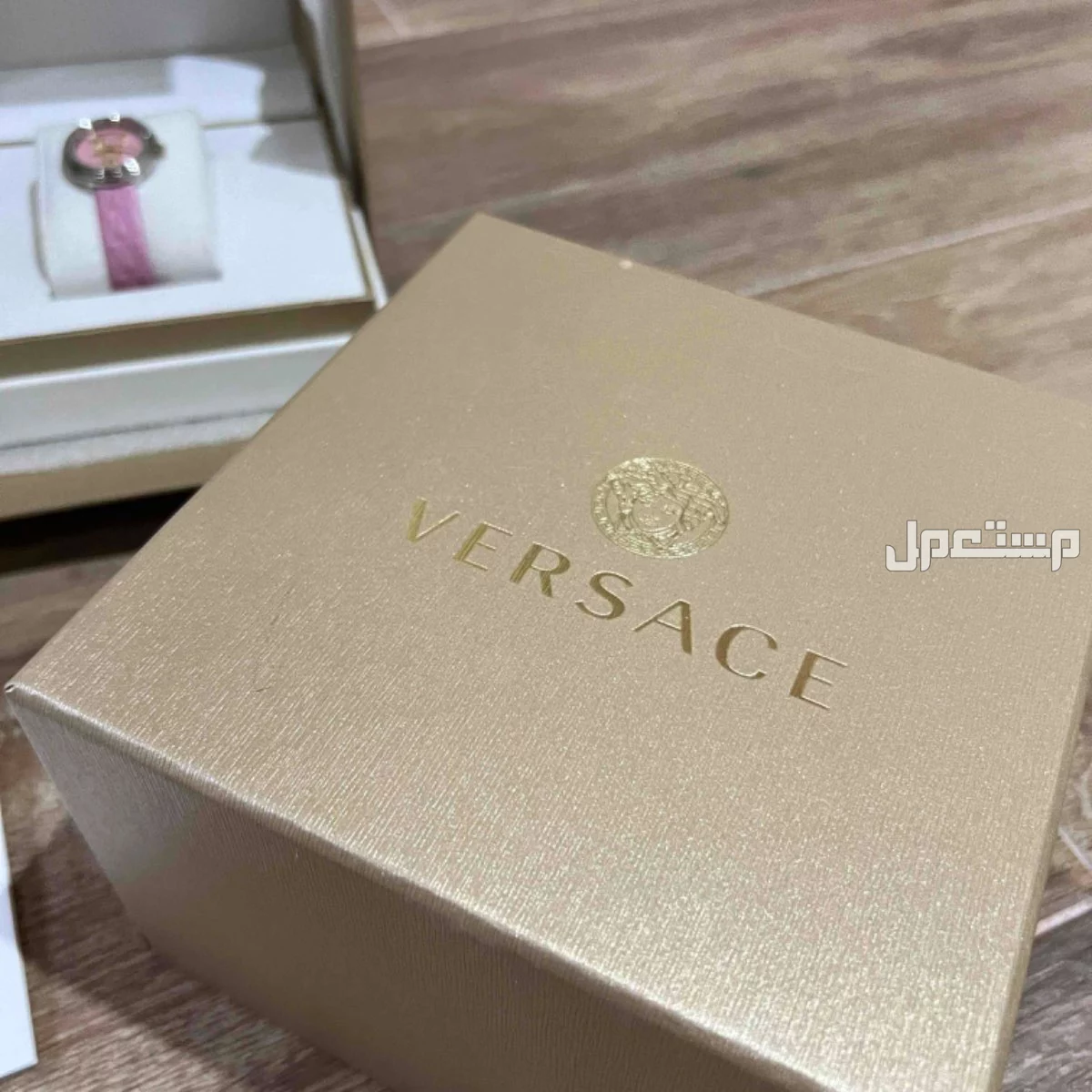 ساعة نسائية من براند فرزاتشي في مكة المكرمة بسعر 1700 ريال سعودي (قابل للتفاوض)