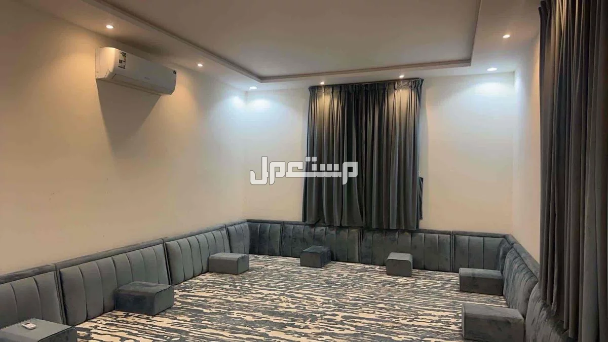 مجلس لابيع نظيف وفخم  في الرياض