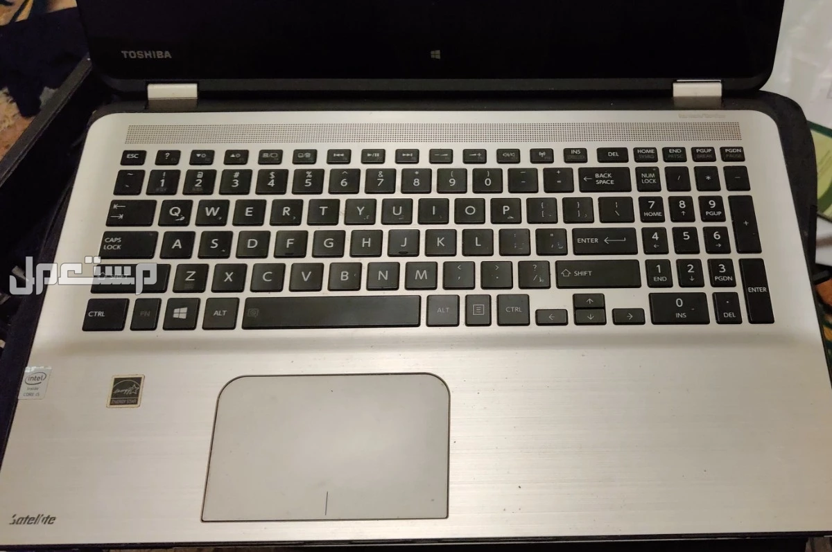 توشيبا ستالايت إنتل كور آي 5 رصاصي شاشة مقاس 15.6Toshiba satellite Intel core i5 selver 15.6 screen ماركة توشيبا في الطائف بسعر 800 ريال سعودي