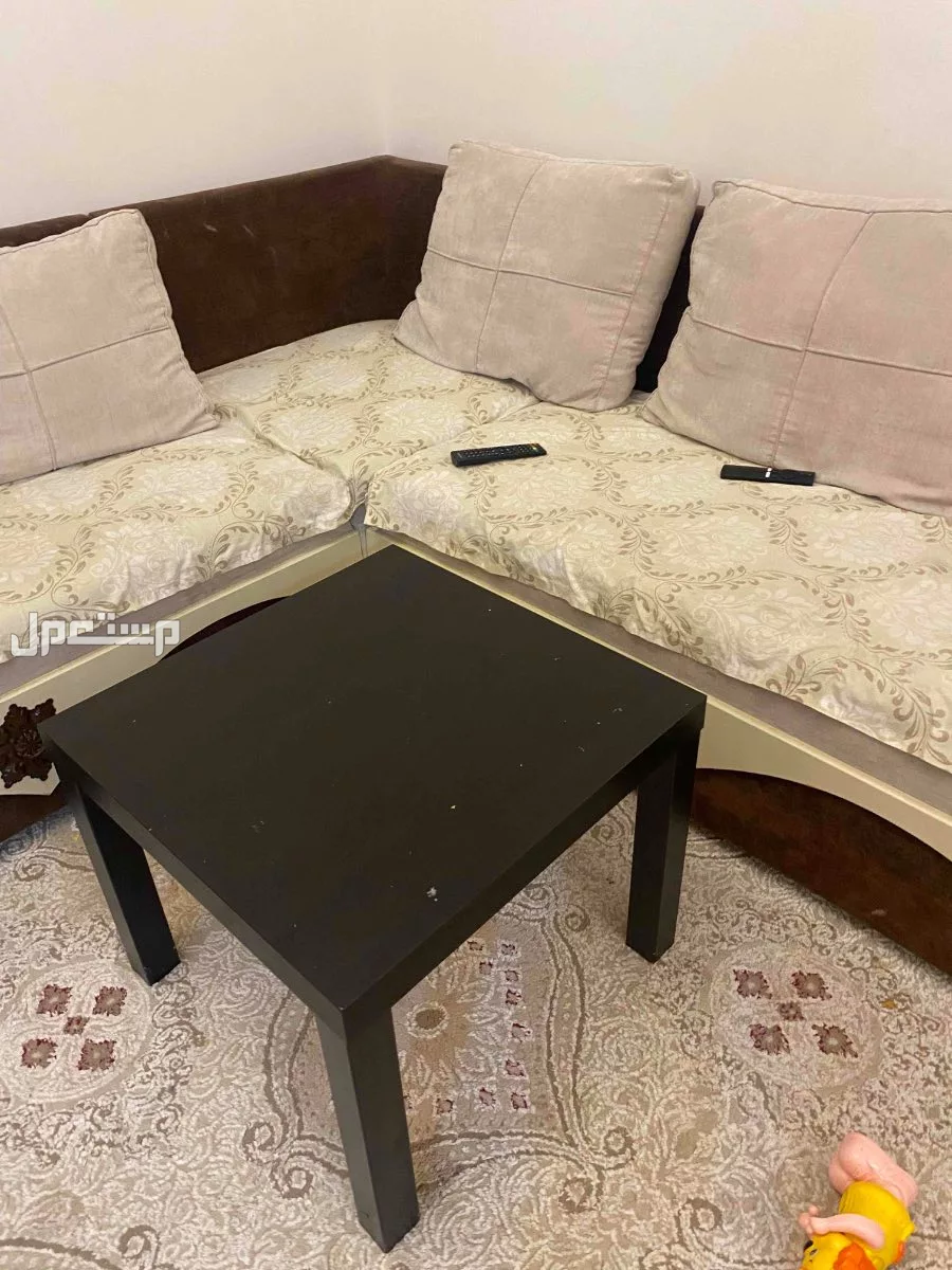 اغراض اثاث مستعمل حاله جيده  للبيع