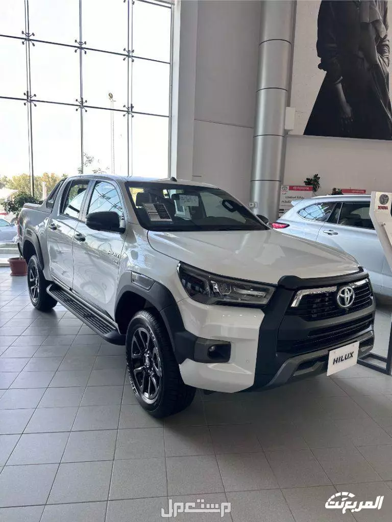 أسعار تويوتا هايلكس غمارتين 2025 لدى وكيلها عبداللطيف جميل Toyota Hliux 2025