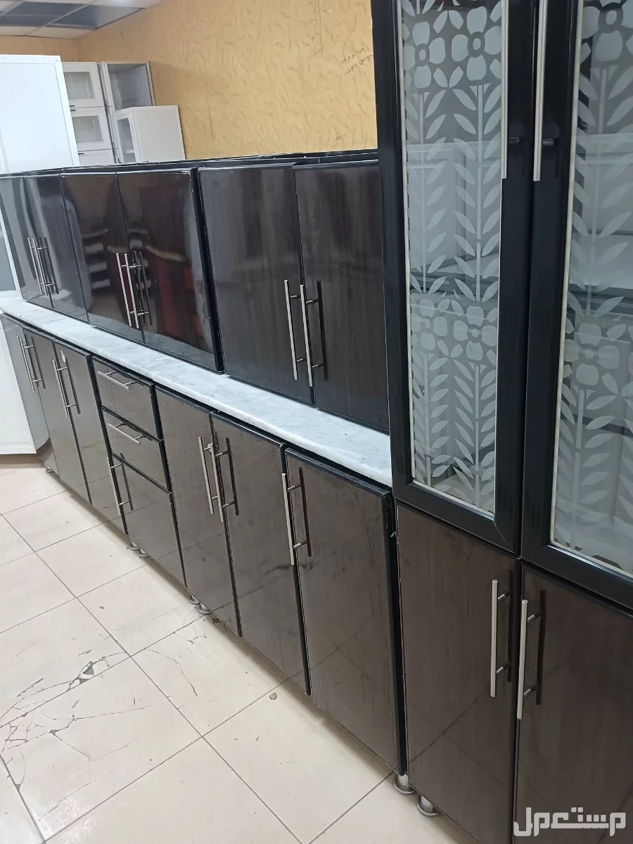 مطابخ مستعمله تشبه الجديد بسعر 1500 ريال