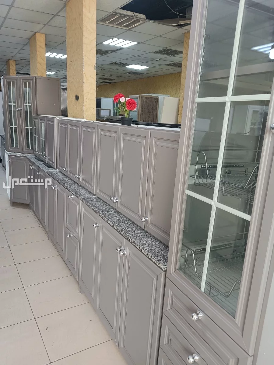 مطابخ مستعمله تشبه الجديد بسعر 1500 ريال