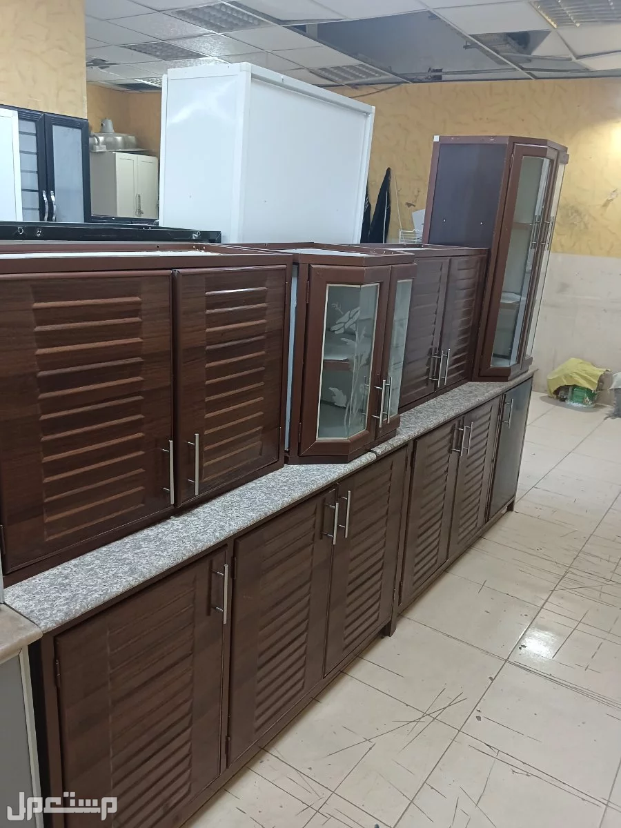 مطابخ مستعمله تشبه الجديد بسعر 1500 ريال