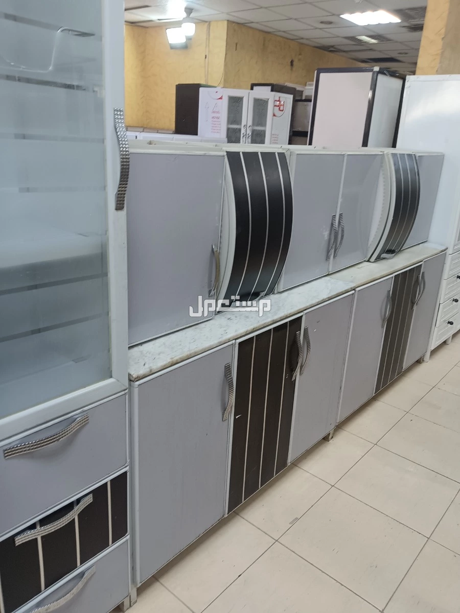 مطابخ مستعمله تشبه الجديد بسعر 1500 ريال
