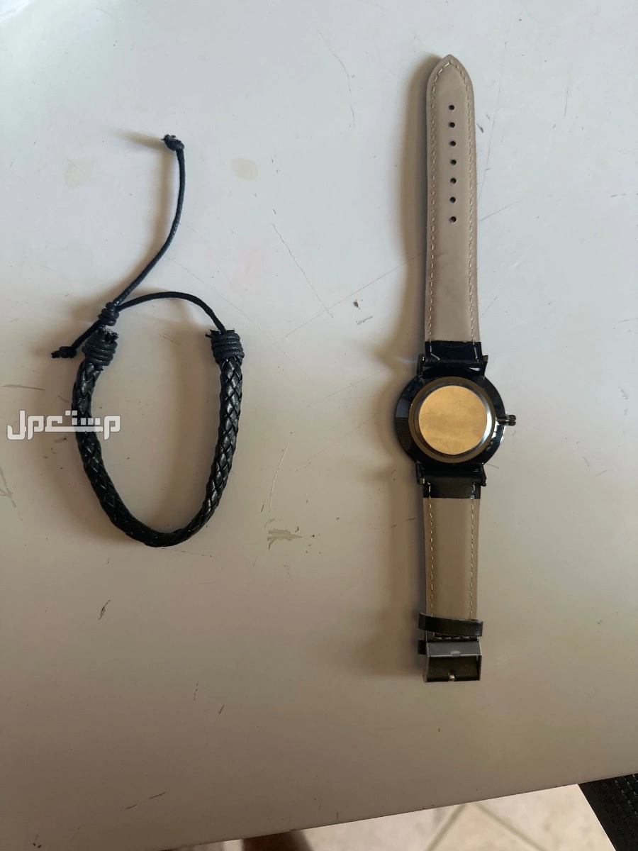 ‏ساعة نظيفة ‏ما استعملت في مكة المكرمة بسعر 50 ريال سعودي