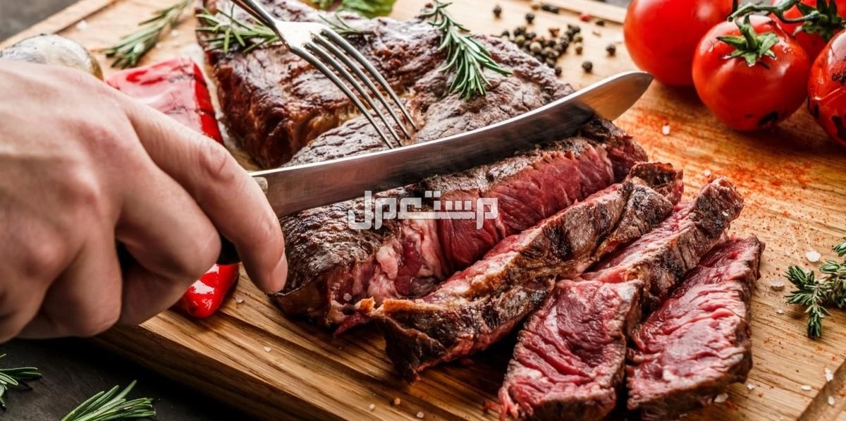 ما تفسير أكل اللحم في المنام للرجل والمرأة وأهم دلالاته؟ تفسير أكل اللحم في المنام للعزباء